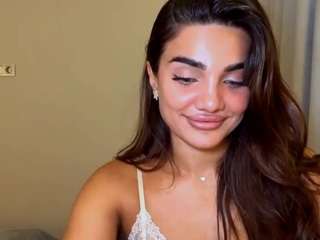 willettacamisa's CamSoda show and profile