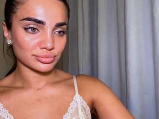 willettacamisa's CamSoda show and profile