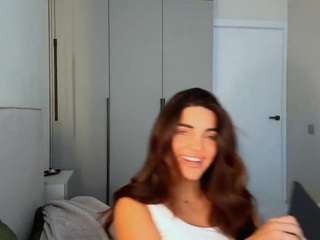 Live webcam model willettacamisa on Soda Cams