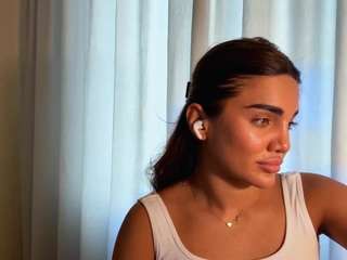 Live webcam model willettacamisa on Soda Cams