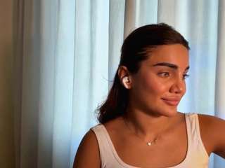 Live webcam model willettacamisa on Soda Cams