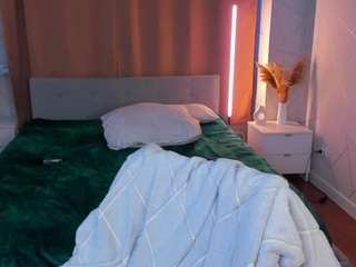 alisha-blakee Sex Cam Show