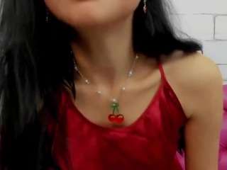 danna-greyy Live Webcam on CamSoda