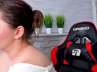 This model is live right now. lisa-terry