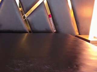 Mia-Rouge1