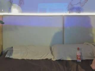 Live webcam model sienna-bellucci on Soda Cams