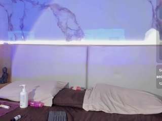 Live webcam model sienna-bellucci on Soda Cams