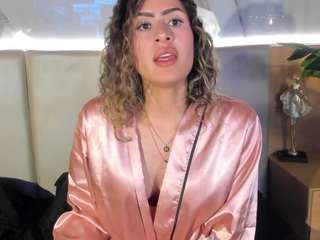 Live Sex Chat with Sienna-Bellucci (@sienna-bellucci)