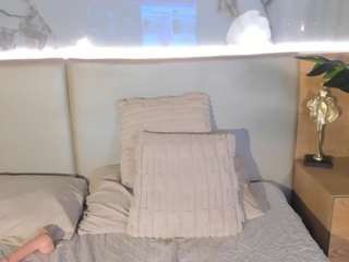 sienna-bellucci live webcam show