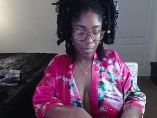 xoxocinnamon Live Webcam on CamSoda