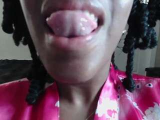 xoxocinnamon Live Webcam on CamSoda