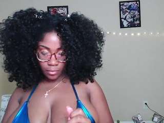 xoxocinnamon Live Webcam on CamSoda