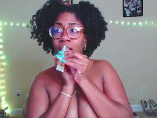 xoxocinnamon's live room