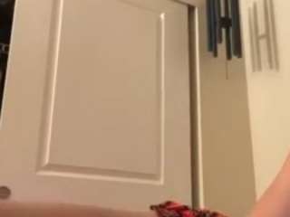 brunettefantasy4... Live Webcam on CamSoda