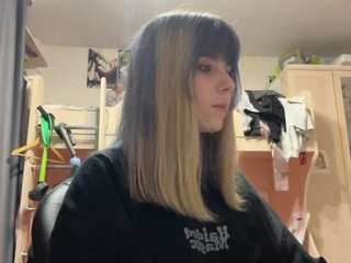 Live webcam model calliepurkhiser on Soda Cams