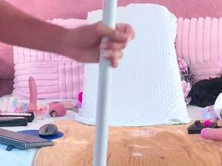 CandyMari live webcam show