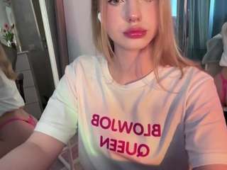 evedarkside's CamSoda show and profile