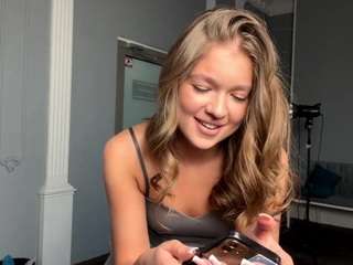 karynleiss webcam model