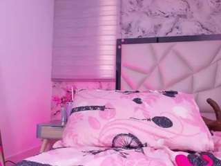 le modèle lili-jhs est en webcam porno dans un show sur le site camsoda, il possède les tags suivants: ahegao,pov,naked,natural,nature,no drinking,no smoking,orgasm,pussy,anal toys,sexy,squirter,strip,striptease,teen (18+),twerk,lush,lingerie,handjob,full nudity