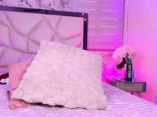 lili-jhs Sex Cam Show