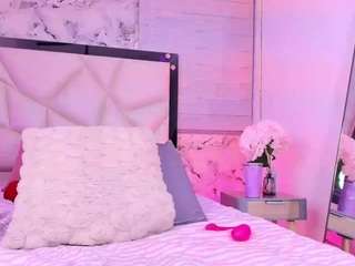 lili-jhs Sex Cam Show