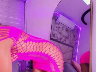 lili-jhs live webcam show