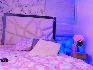 lili-jhs live webcam show