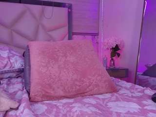 lili-jhs live cam preview