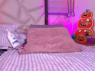 lili-jhs live cam preview