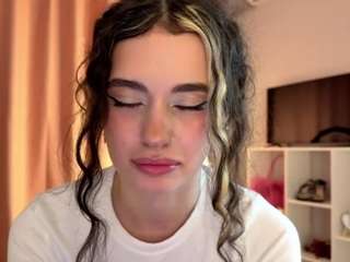 moonfaairy live webcam show