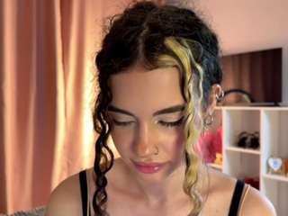 moonfaairy live webcam show