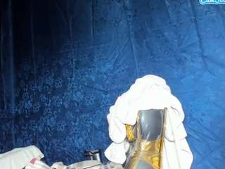 Live webcam model nina-xoxo on Soda Cams