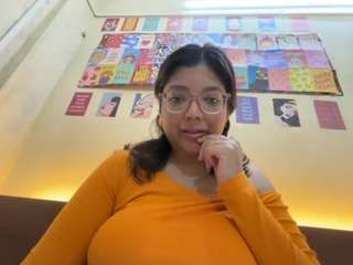 Live webcam model sexhuttt on Soda Cams