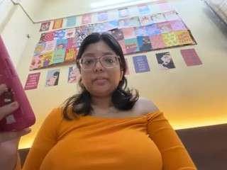 Live webcam model sexhuttt on Soda Cams