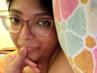 Live webcam model sexhuttt on Soda Cams