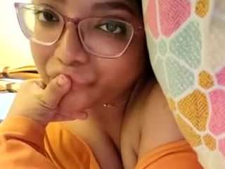 Live webcam model sexhuttt on Soda Cams