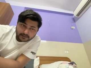 Live webcam model sexhuttt on Soda Cams