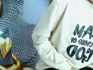 skinny-cute-alyer webcam model