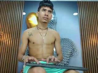 skinny-cute-alyer