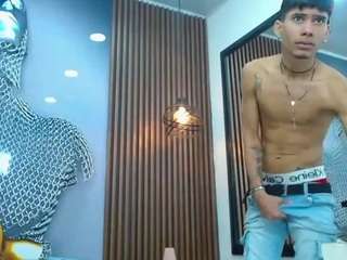 skinny-cute-alyer