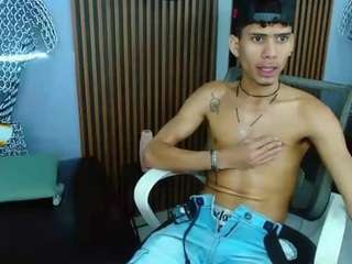 skinny-cute-alyer