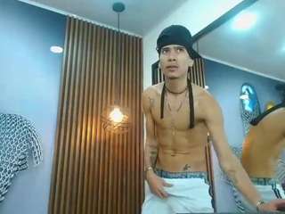 skinny-cute-alyer