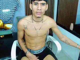 skinny-cute-alyer
