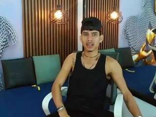 skinny-cute-alyer