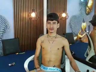 skinny-cute-alyer