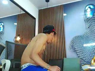 skinny-cute-alyer