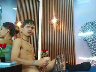 skinny-cute-alyer