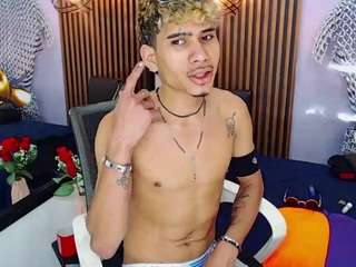 skinny-cute-alyer