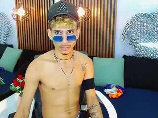 skinny-cute-alyer