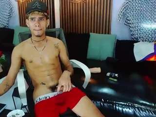 skinny-cute-alyer
